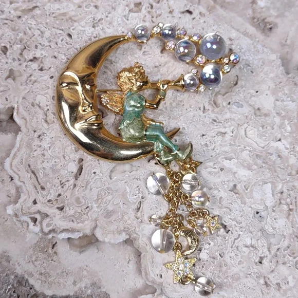 Kirk's Folly "Pipedream Fairy" Brooch - Picture 1 of 11